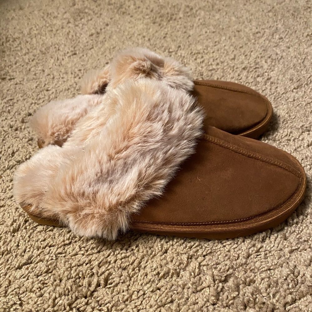 Never worn slippers